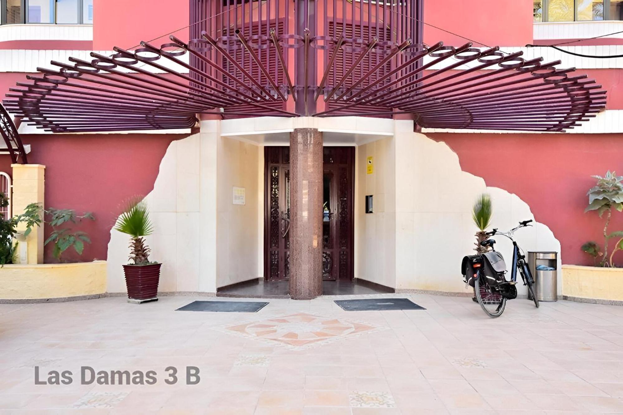 Las Damas 3B Beach Front - Pool & Parking Benidorm Exterior photo